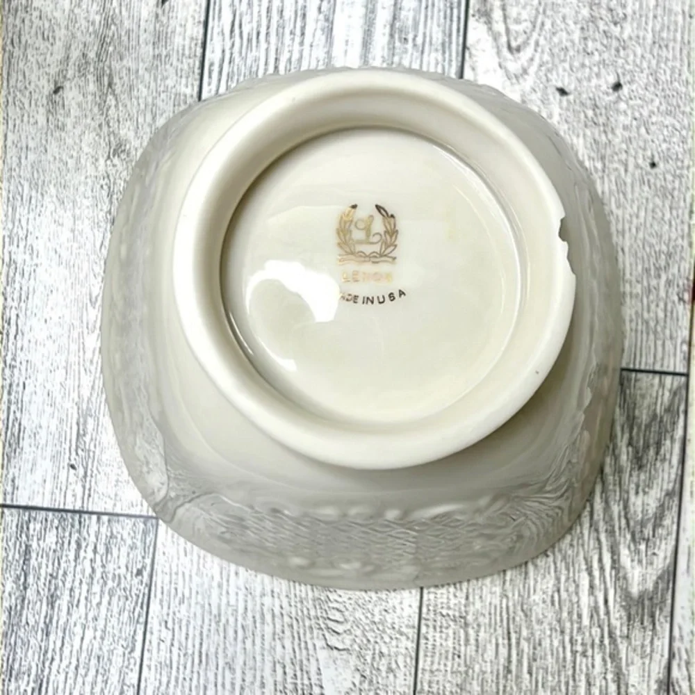 Lenox Collection The Canterbury Bowl with 24kt Gold Trim